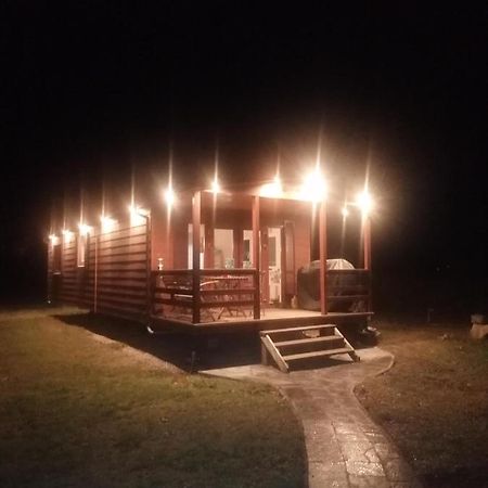 Tiny House Am Wald Appartement Krina Buitenkant foto